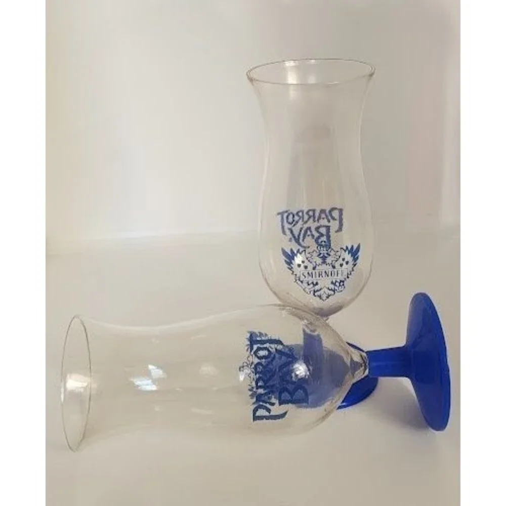 Smirnoff Parrot Bay Plastic Cocktail Cups Pair 2 Piece Set Blue Party Wine Bar